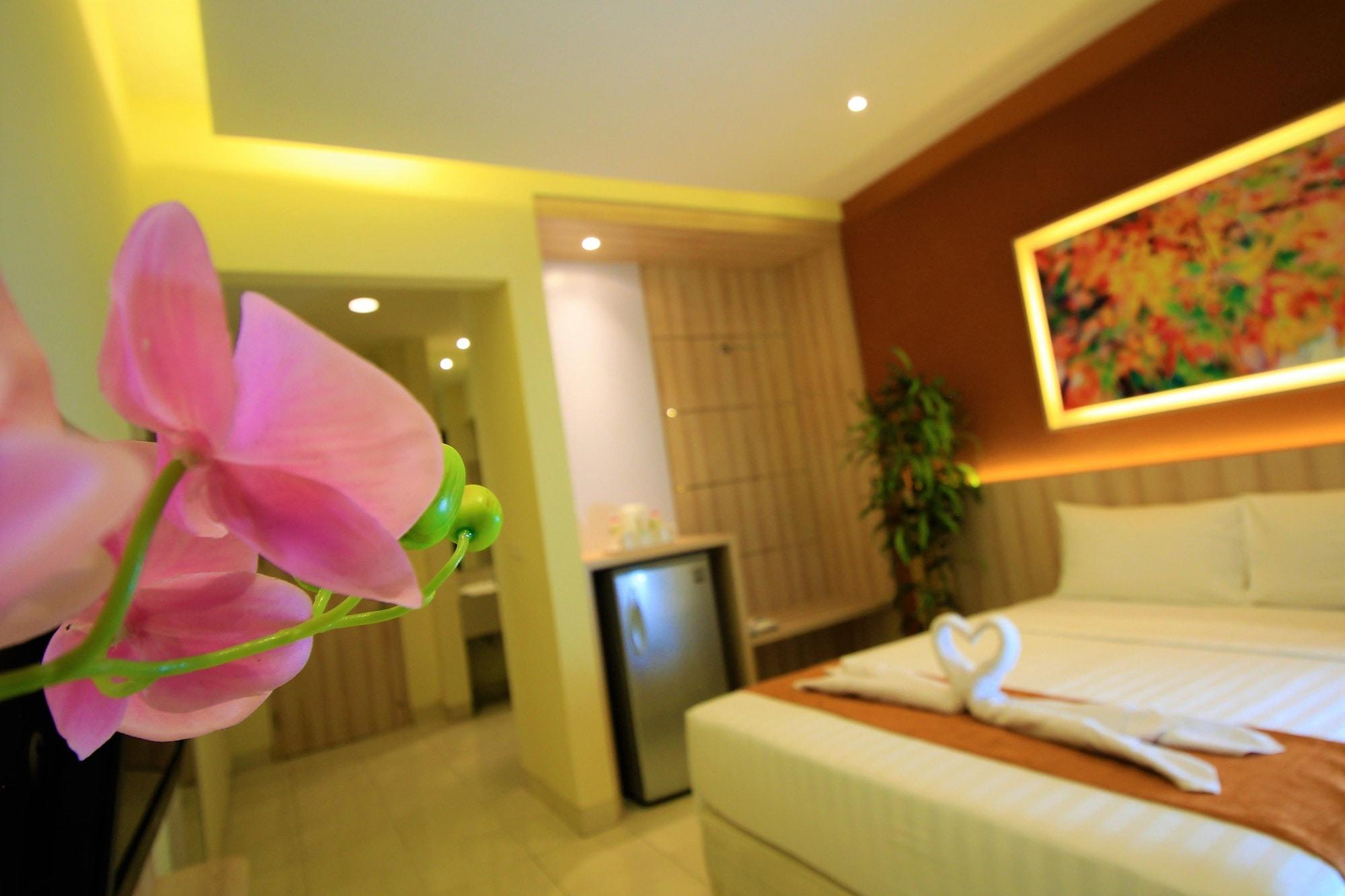 D'Bamboo Suites Jakarta Exterior photo