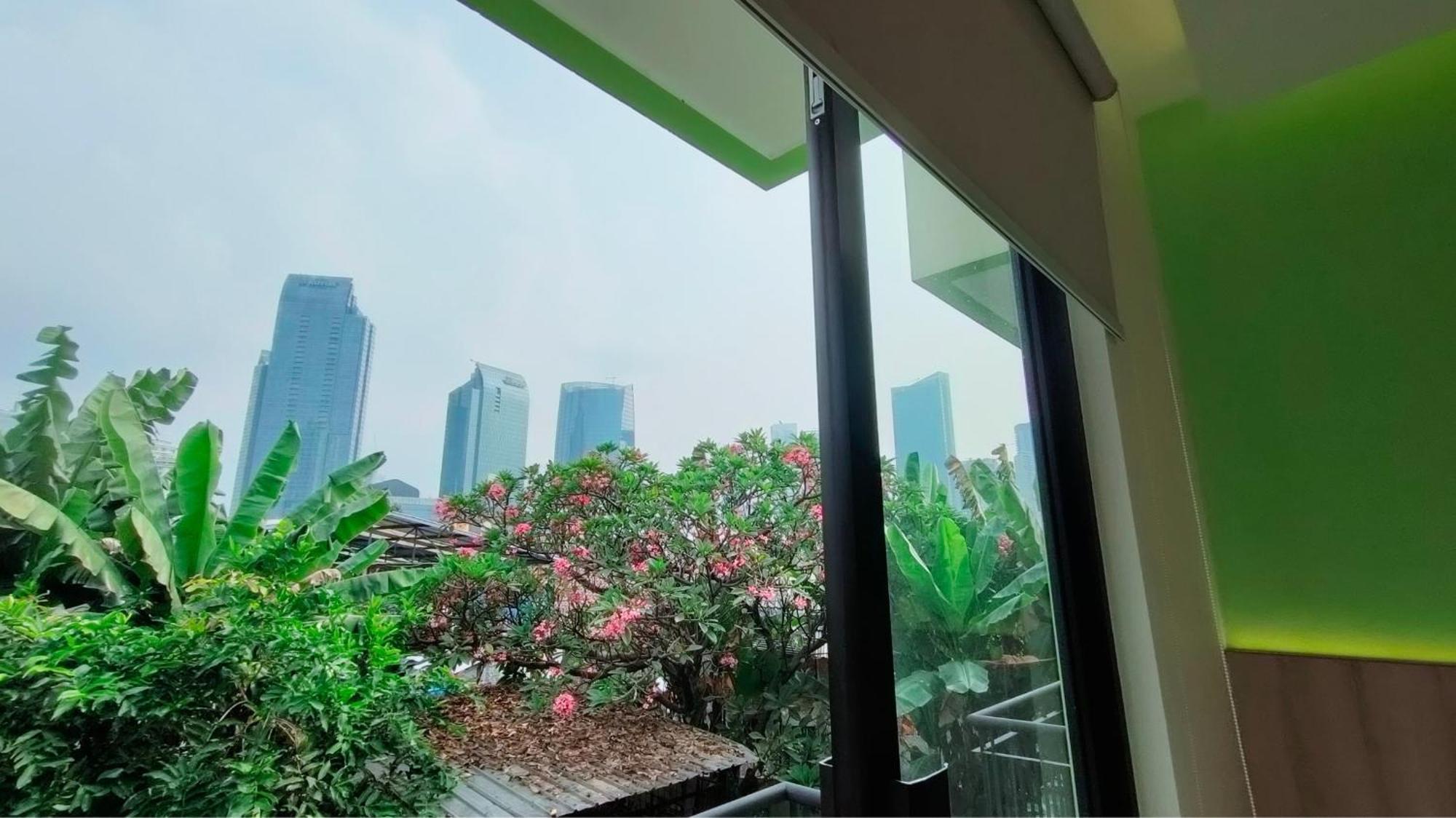 D'Bamboo Suites Jakarta Exterior photo